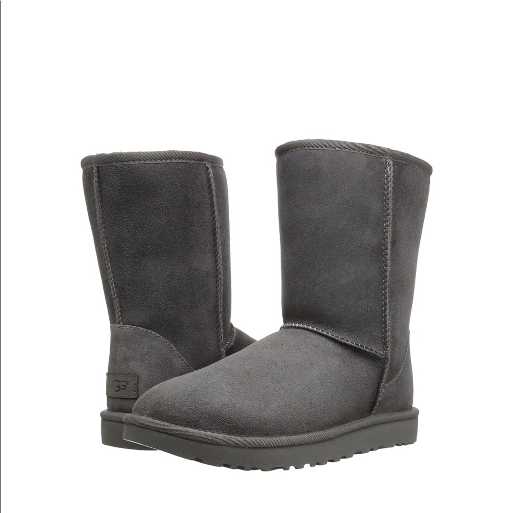 Ugg classic short boot